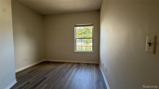 41546 Cornell Dr - Photo 7 of 14