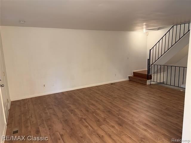 23687 Stonehenge Blvd - Photo 2 of 12