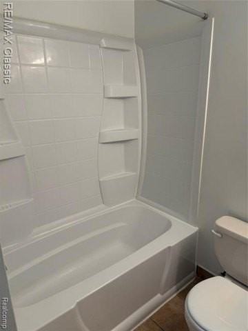 23687 Stonehenge Blvd - Photo 5 of 12
