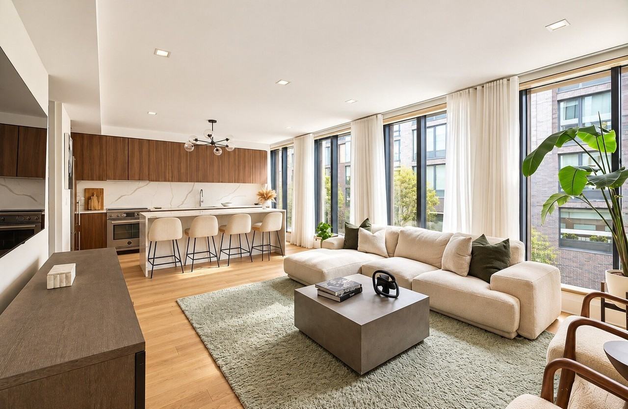 256 N 9th St - Photo 2 of 10