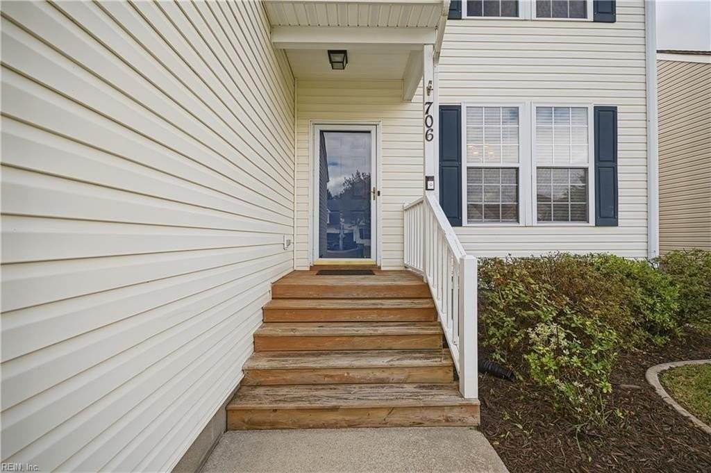 706 Durham Ave - Photo 3 of 42