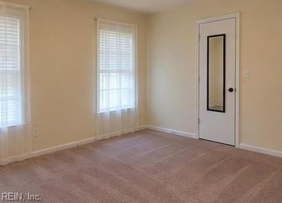 208 Henwick Ct - Photo 7 of 10