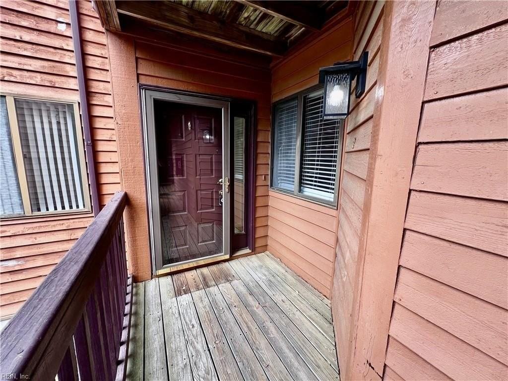 3062 Cape Henry Ct - Photo 4 of 28
