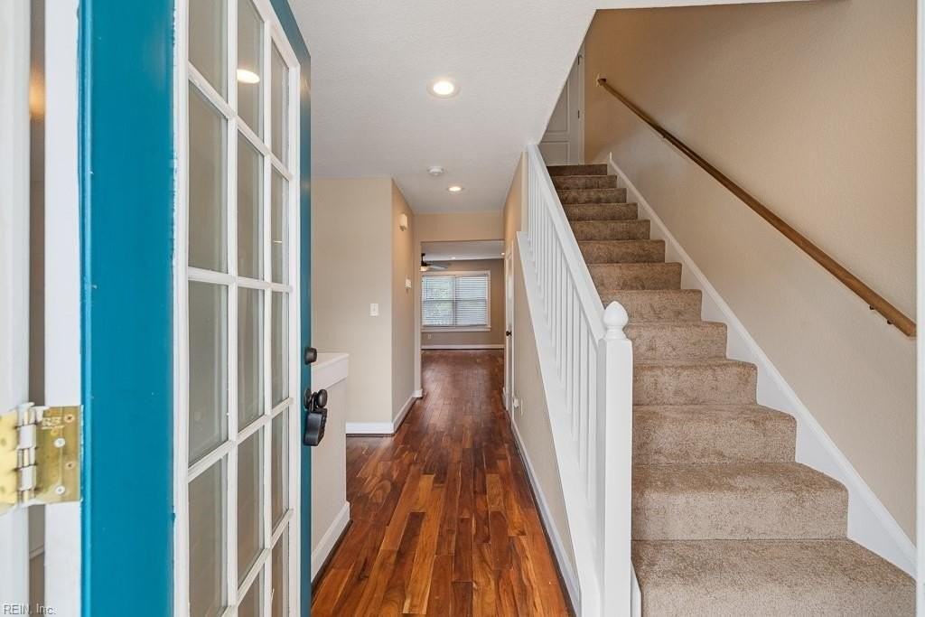 721 13th St - Photo 4 of 37