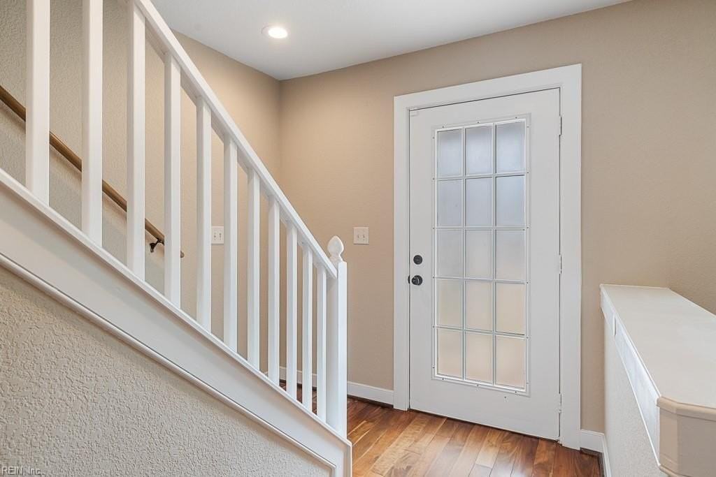 721 13th St - Photo 5 of 37