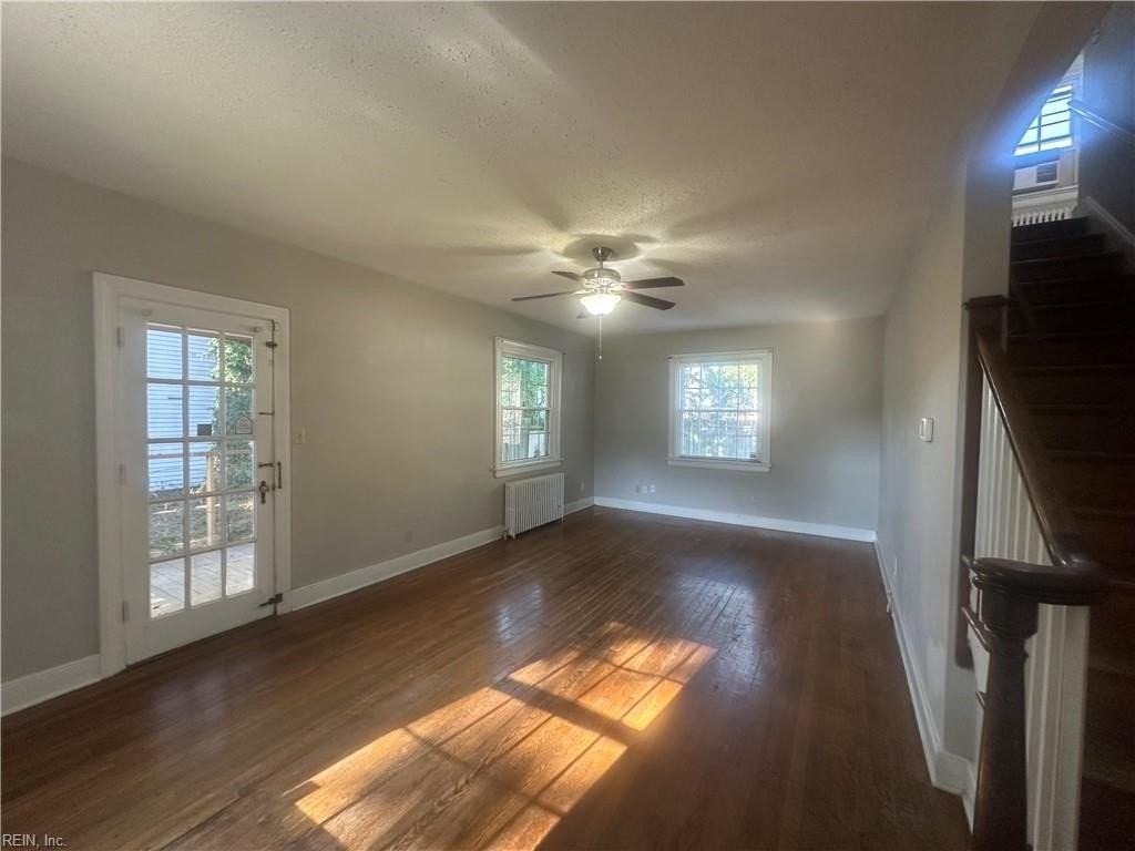 8803 Granby St - Photo 3 of 18