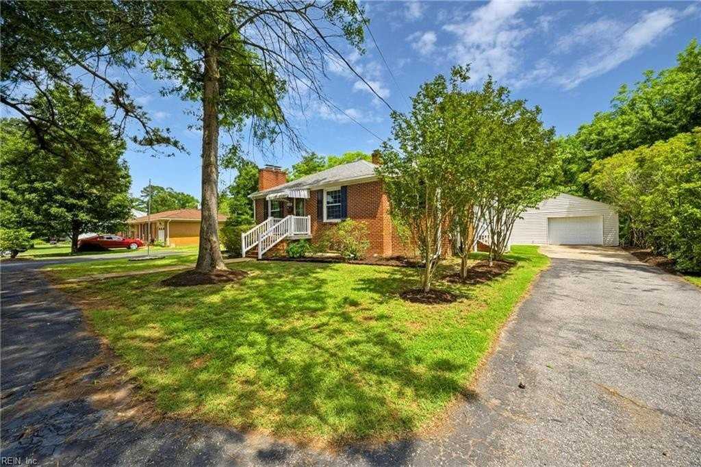 568 Yorktown Rd - Photo 4 of 23