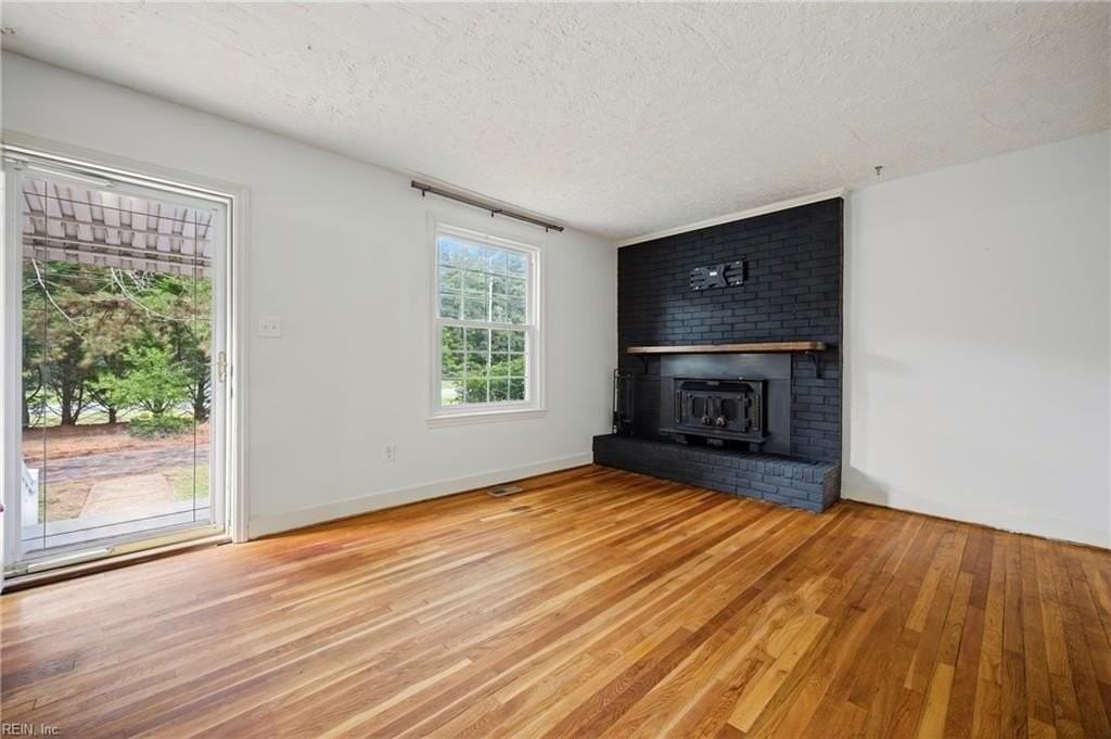 568 Yorktown Rd - Photo 5 of 23
