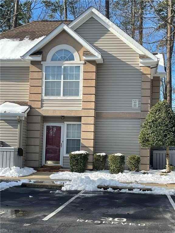 343 Gainsborough Sq #4