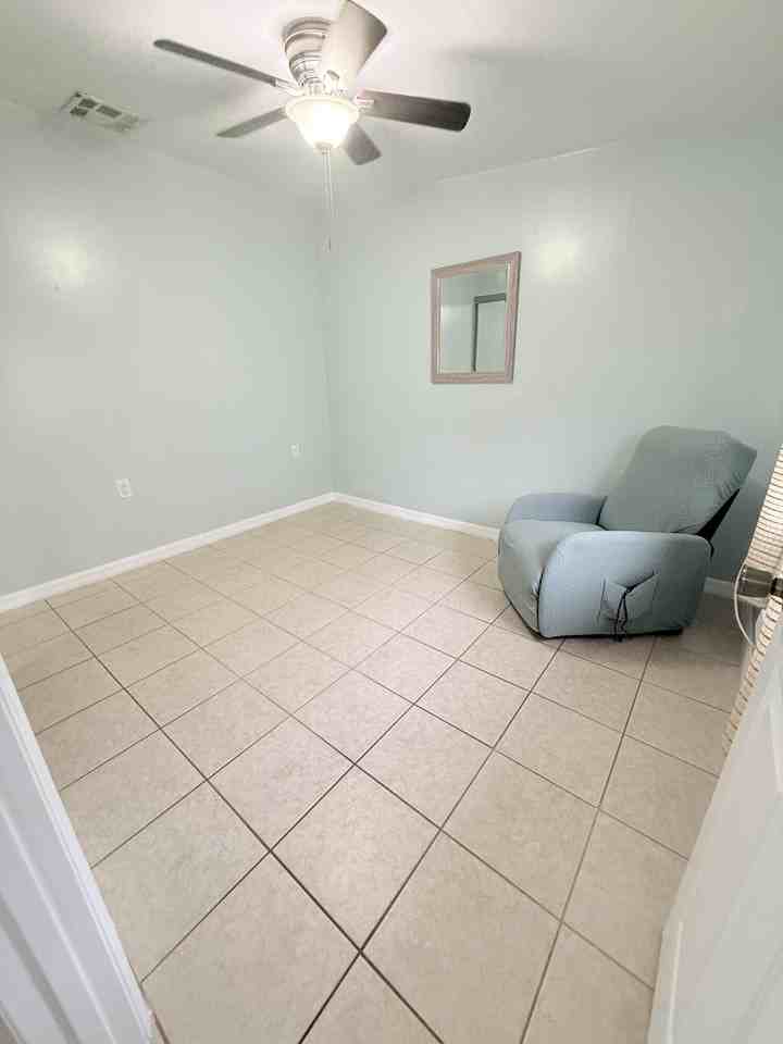 1503 Meridian Rd #A - Photo 7 of 8