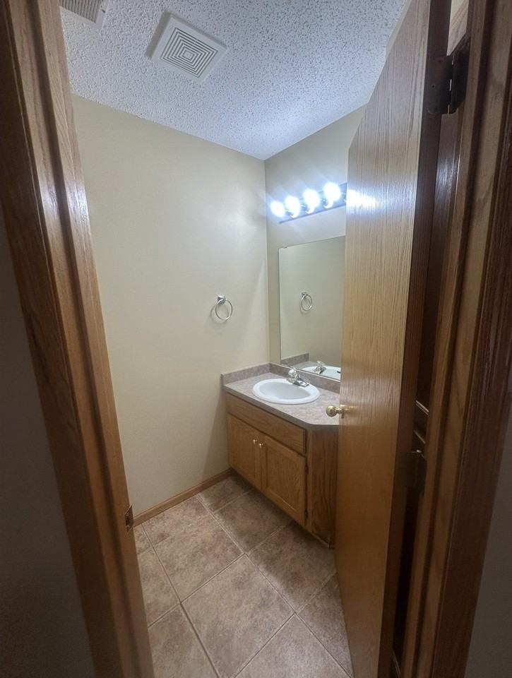 4670 19th St Sw - Photo 2 of 10