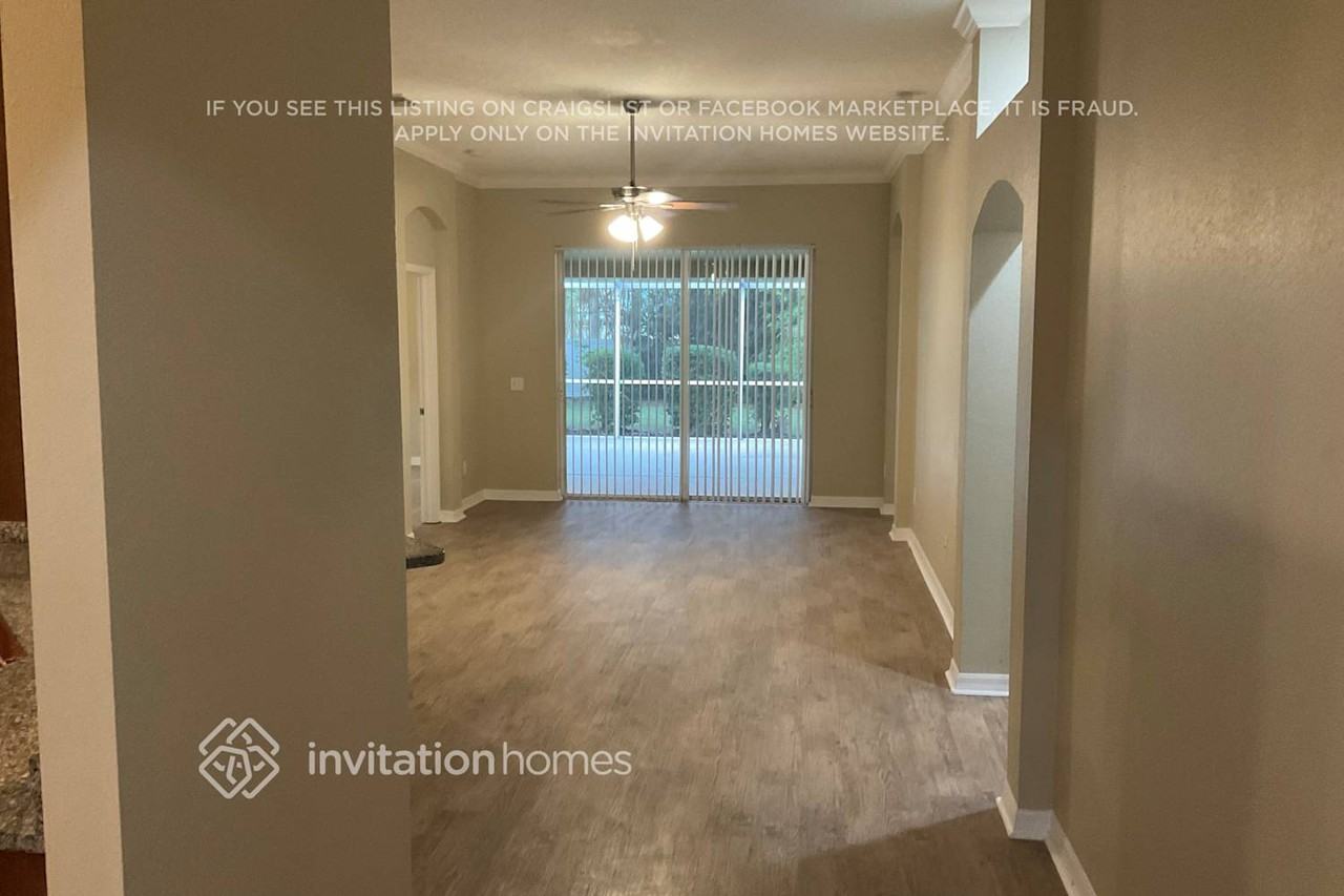 1619 Bonita Bluff Ct - Photo 3 of 15
