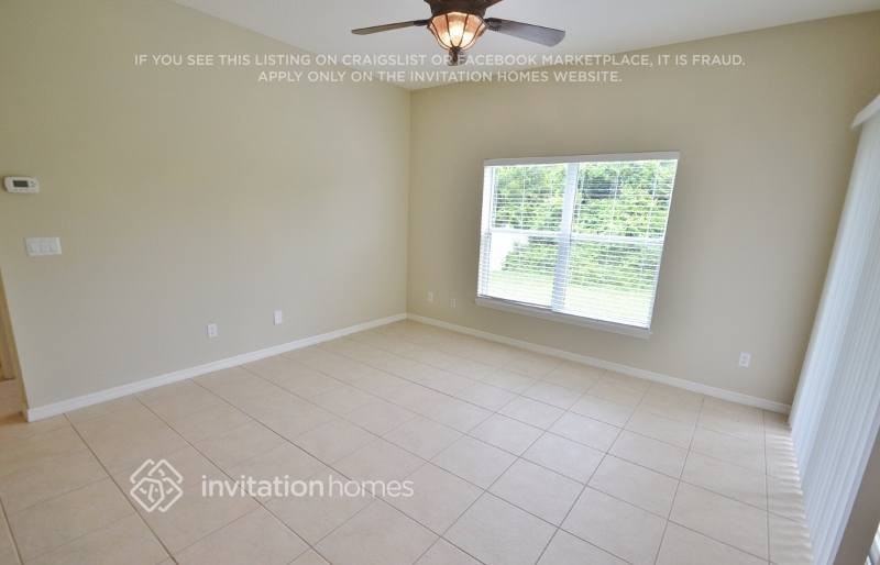 1907 Great Falls Way - Photo 3 of 10