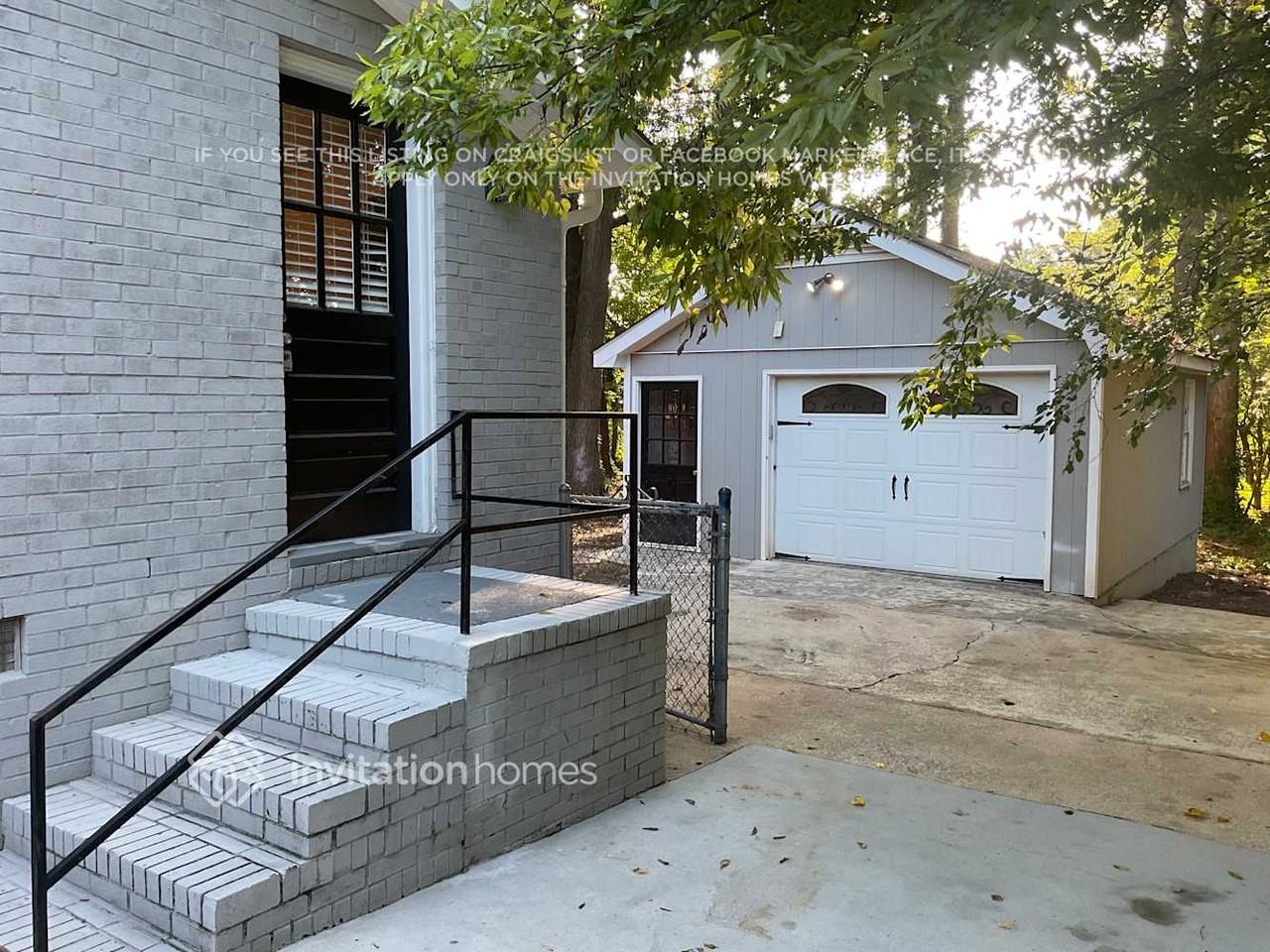 4616 Castlebar Dr - Photo 2 of 10