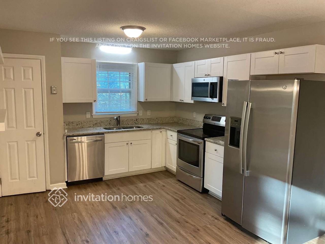 4616 Castlebar Dr - Photo 4 of 10