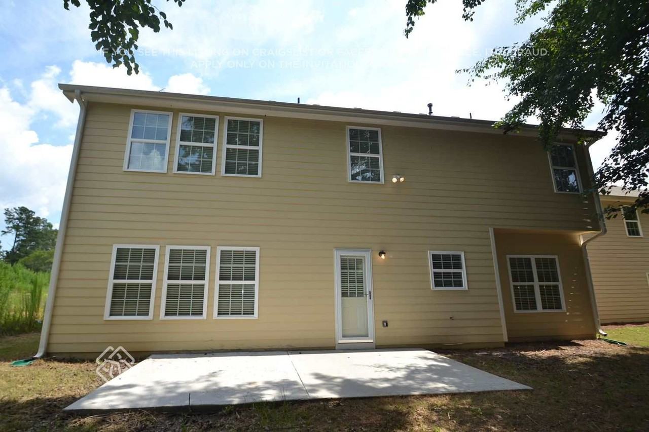2423 Folsom St - Photo 5 of 6