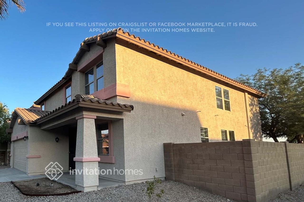 11727 W Foothill Ct - Photo 2 of 17