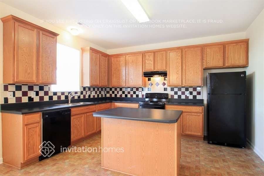 2119 Braedenfield Ln - Photo 6 of 16