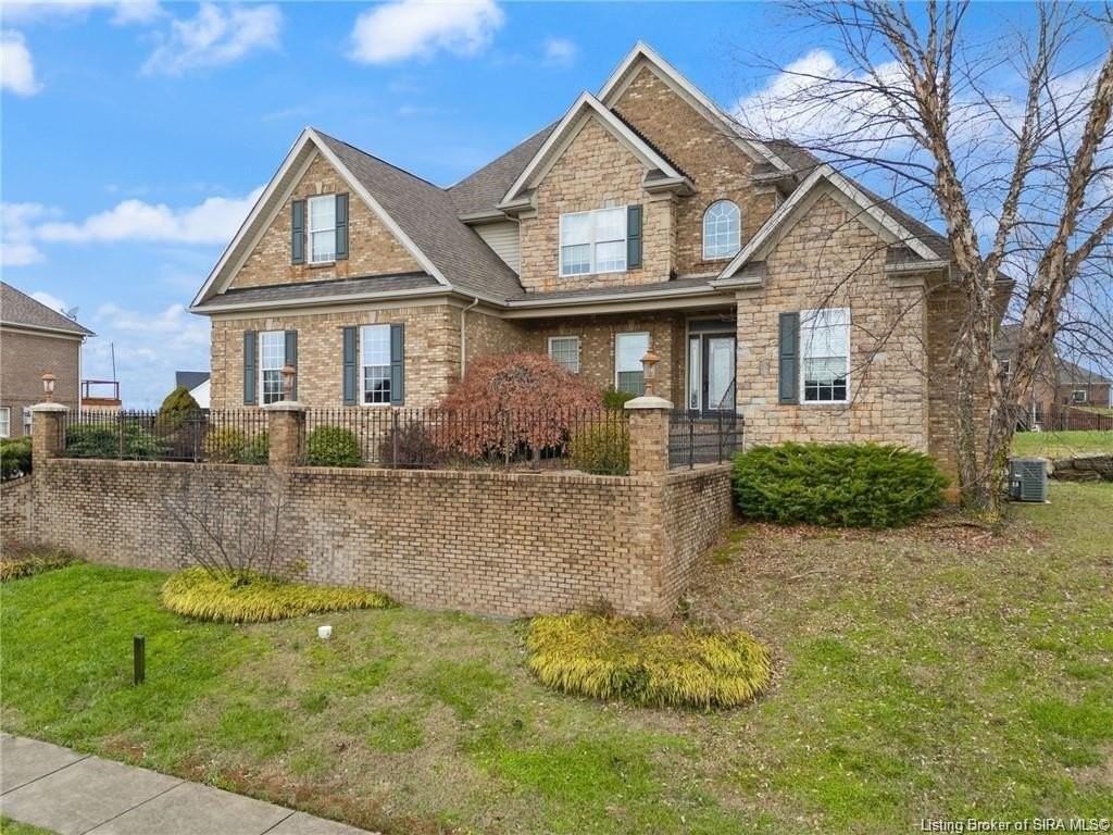 3028 Crystal Lake Dr - Photo 3 of 50