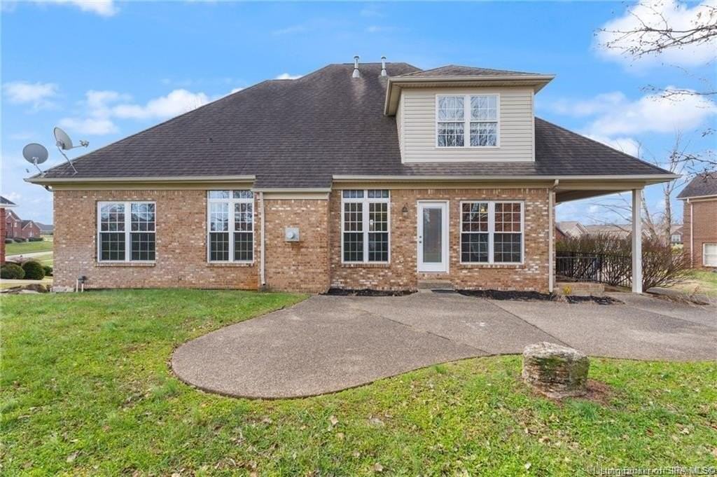 3028 Crystal Lake Dr - Photo 4 of 50