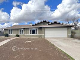 featured image of 1922 E Balboa Dr