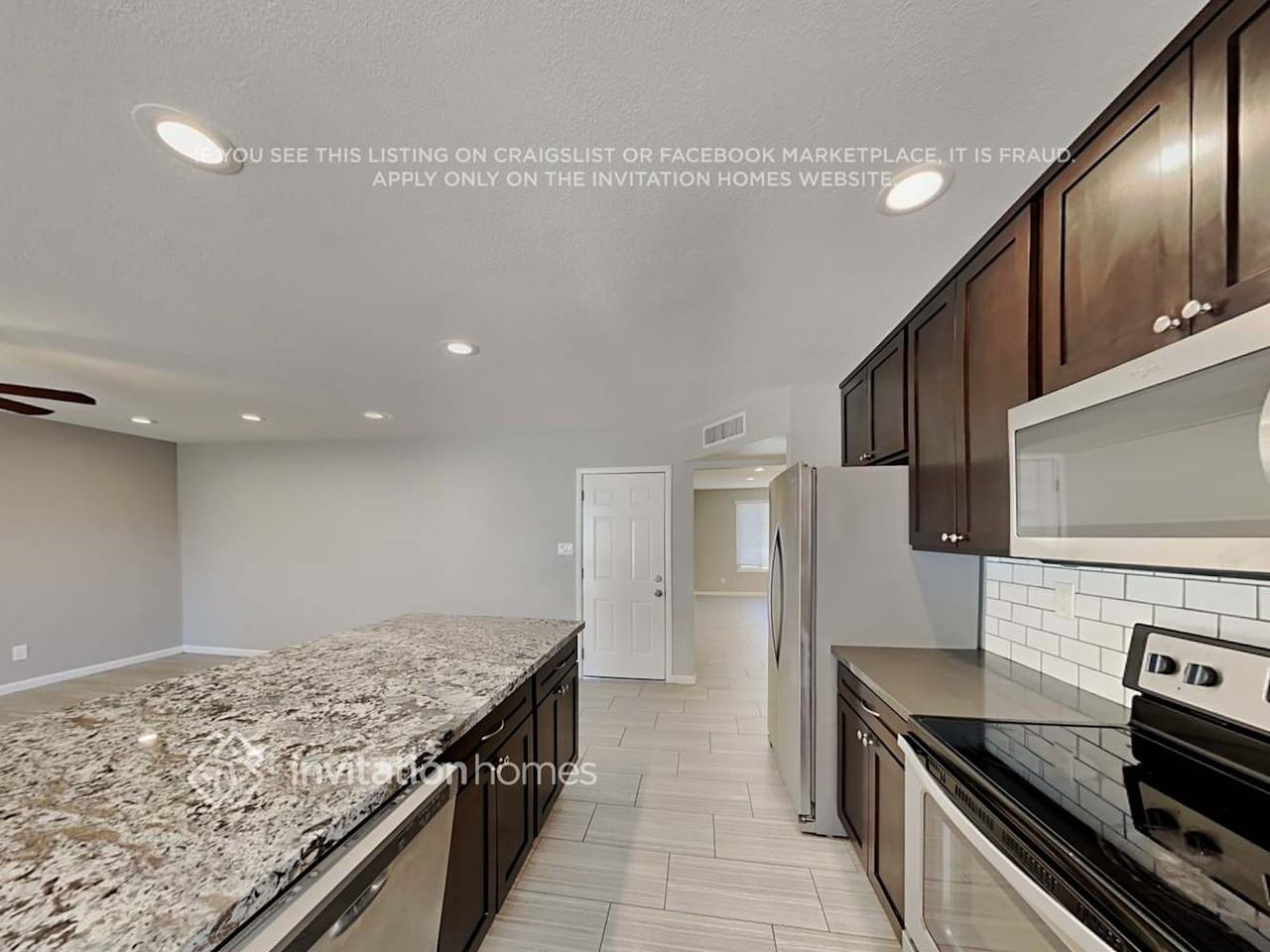 1922 E Balboa Dr - Photo 5 of 19