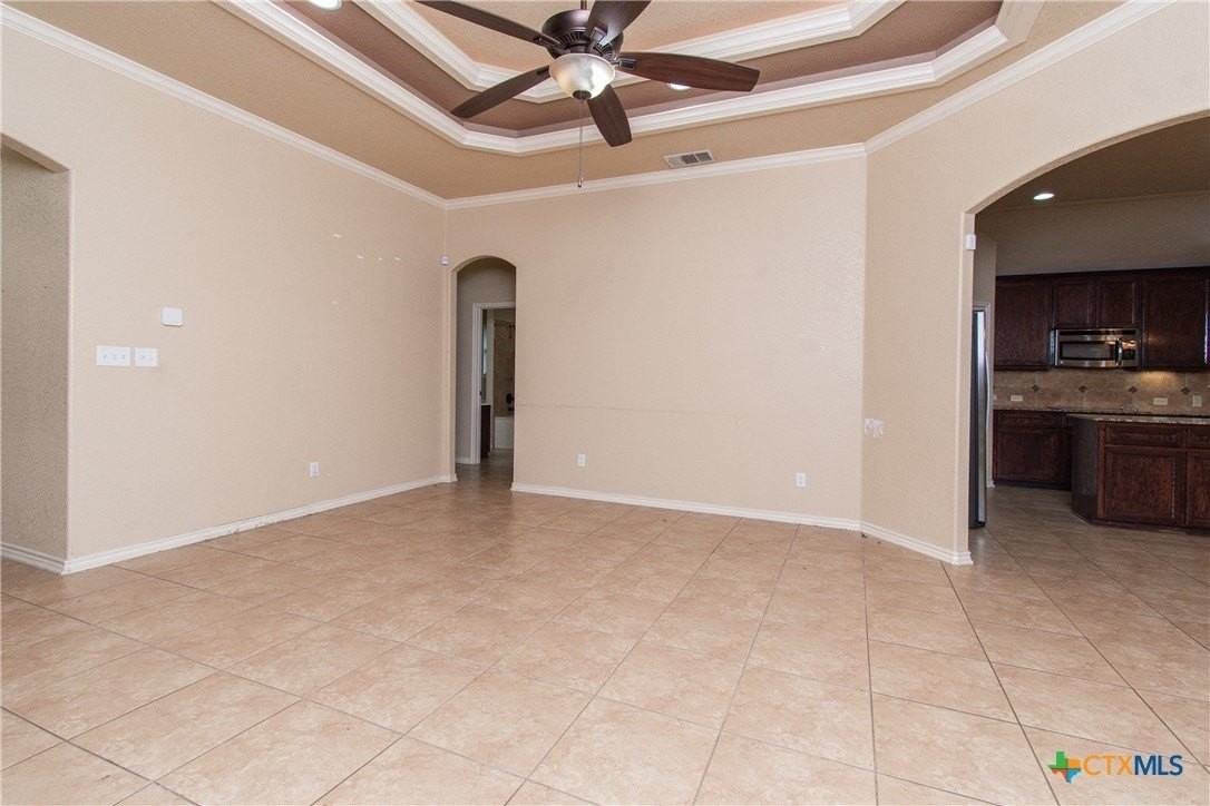 2701 Inspiration Dr - Photo 4 of 25