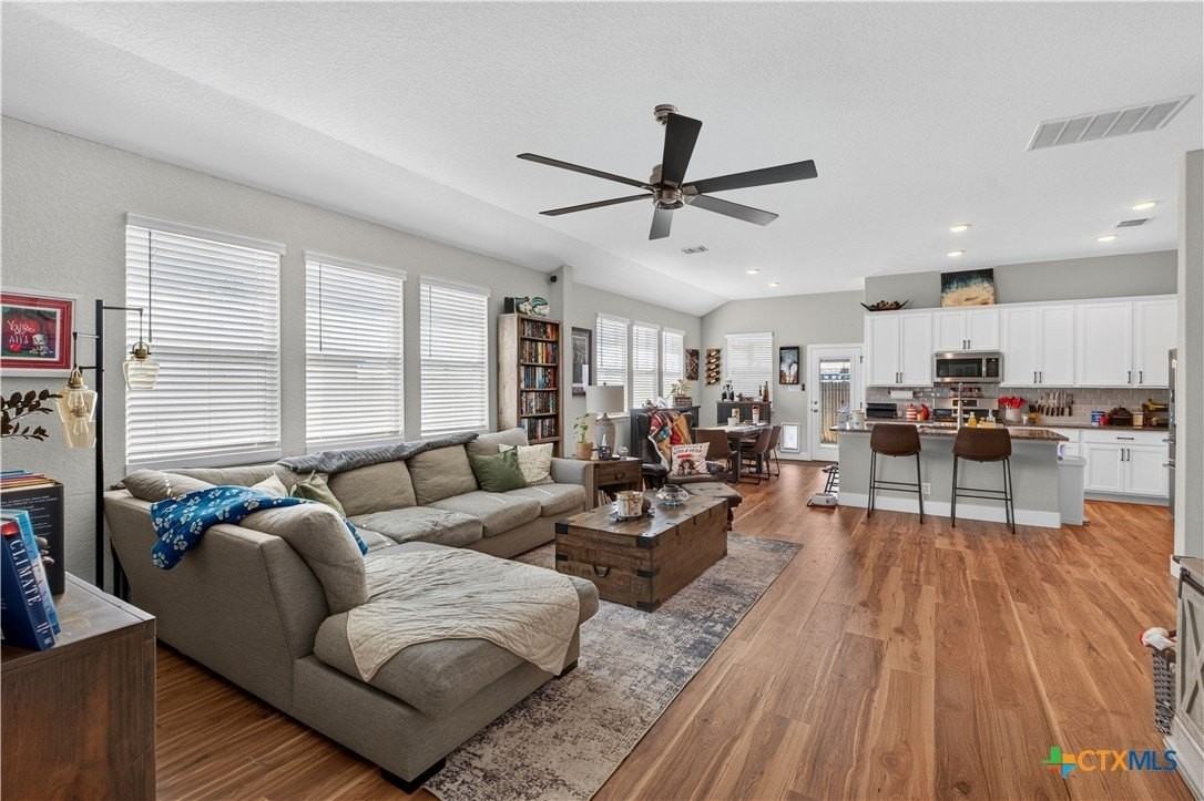 1857 Shepherd Path - Photo 3 of 25