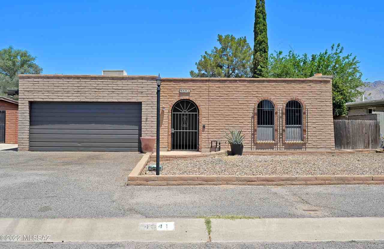 4541 E Patricia St - Photo 3 of 44