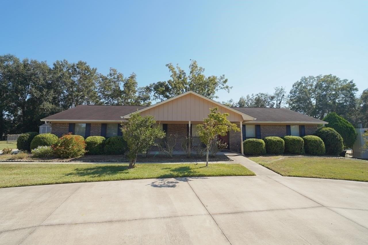 4223 Woodbridge Rd
