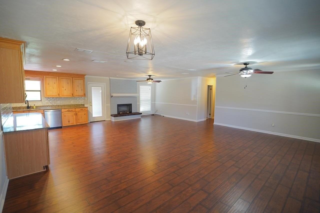 4223 Woodbridge Rd - Photo 2 of 39