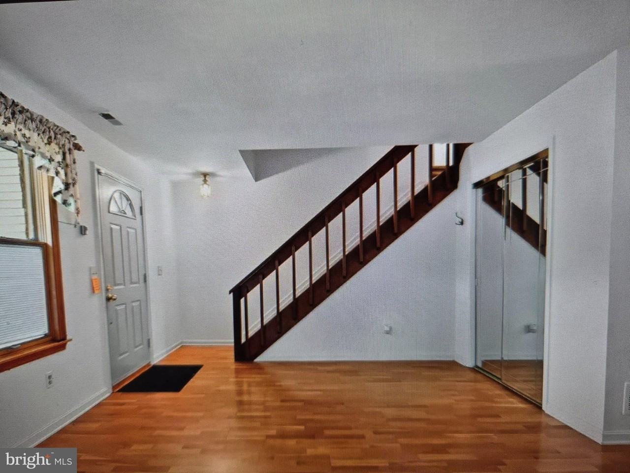 6 Whitemarsh Ct - Photo 4 of 7