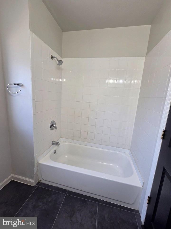 304 Concord Ave #2 - Photo 4 of 17