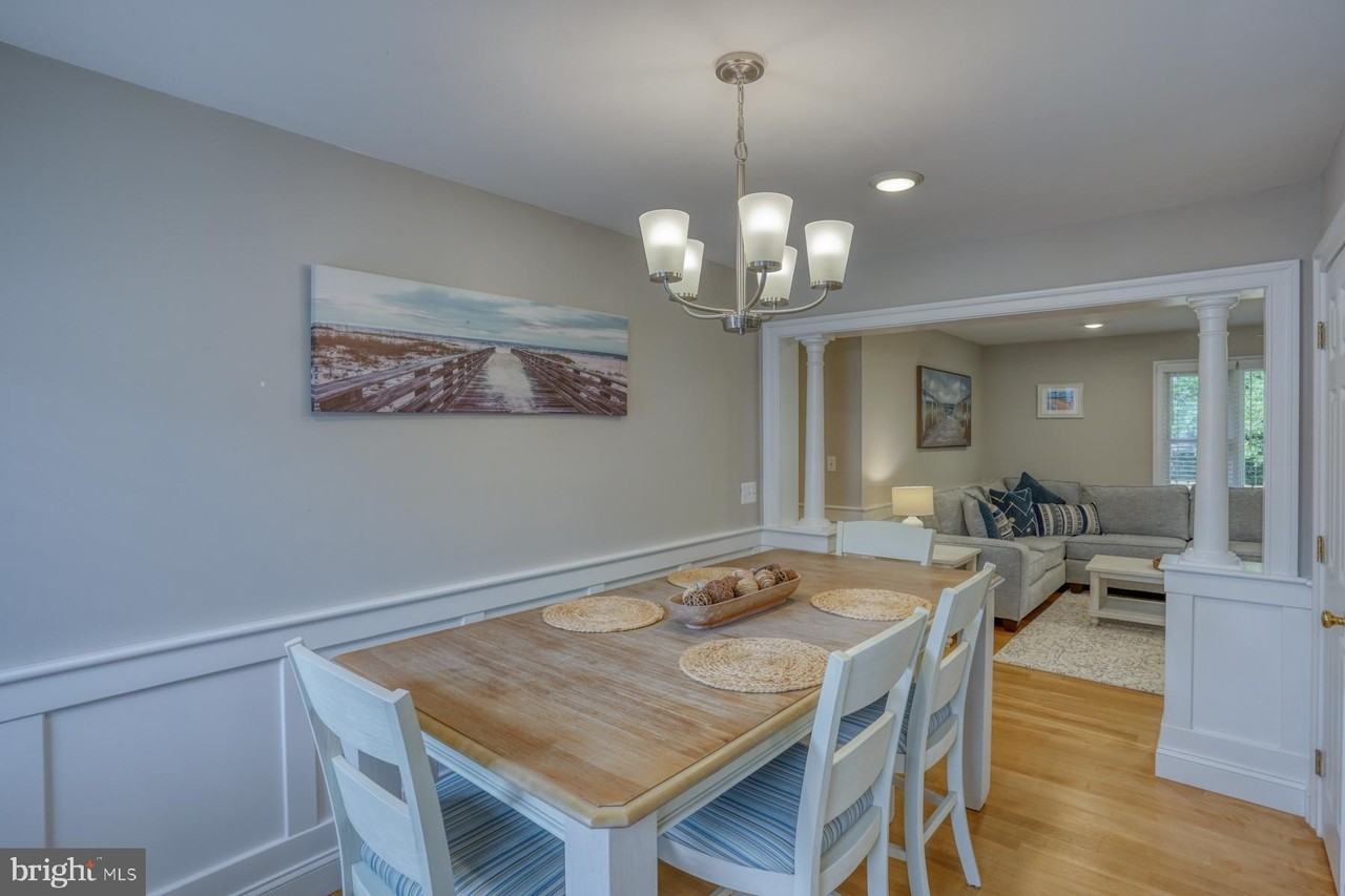 705 Country Club Rd - Photo 5 of 47