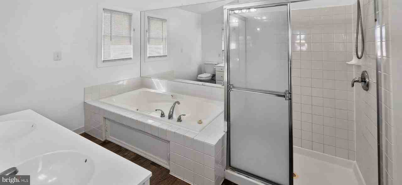 8504 Mayaone St - Photo 4 of 41
