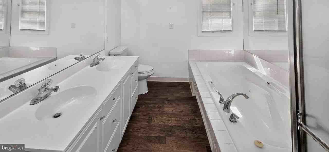 8504 Mayaone St - Photo 5 of 41