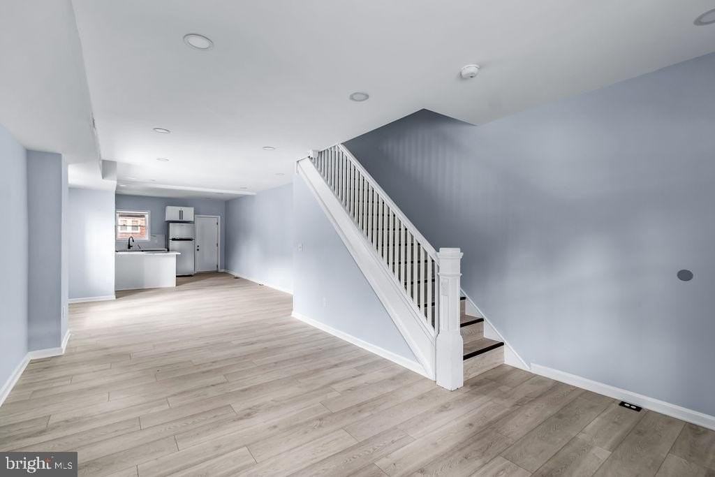 4024 Woodridge Rd - Photo 2 of 15