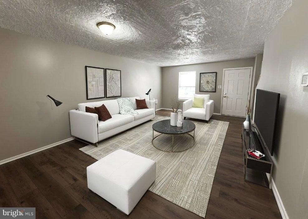 31 Holcumb Ct - Photo 2 of 13