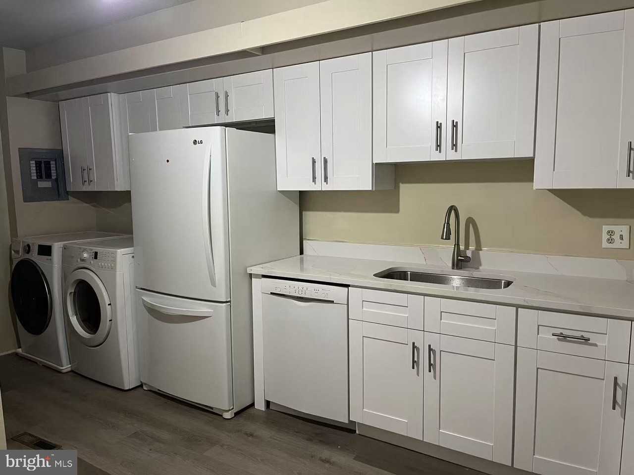 31 Stonehenge Cir #10 - Photo 3 of 12