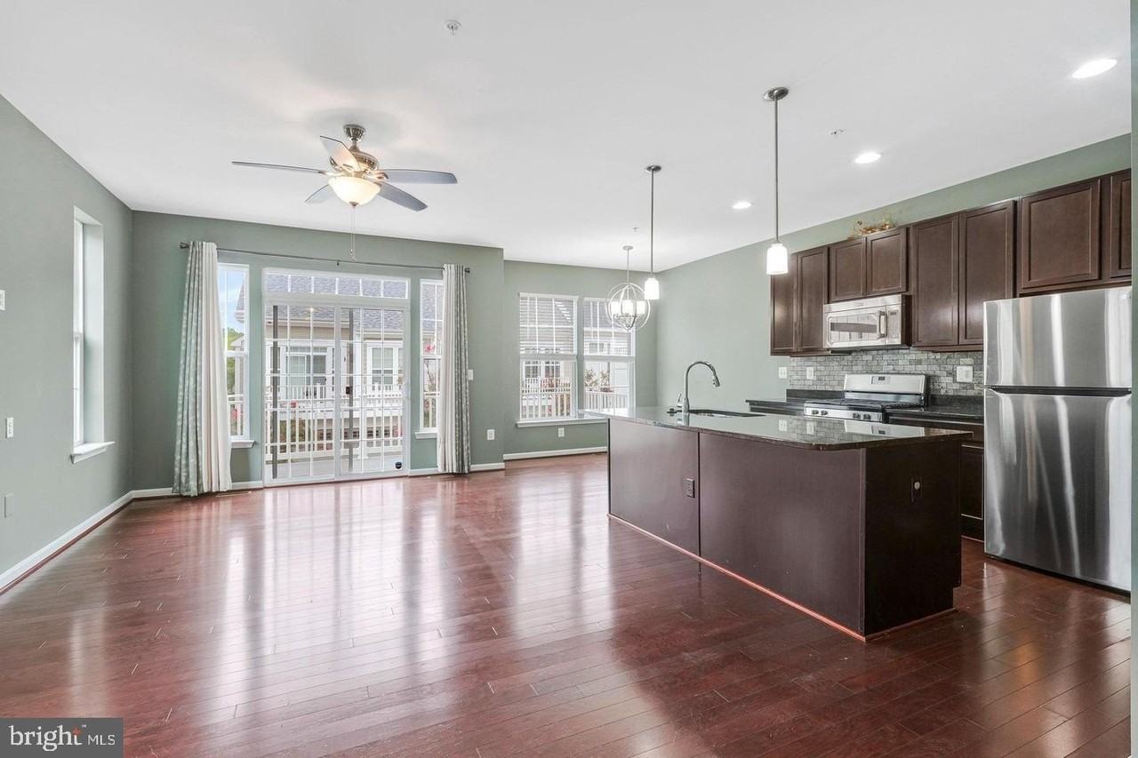 59 Steeplechase Dr - Photo 5 of 40