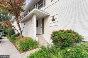 featured image of 5311 Pooks Hill Rd #407