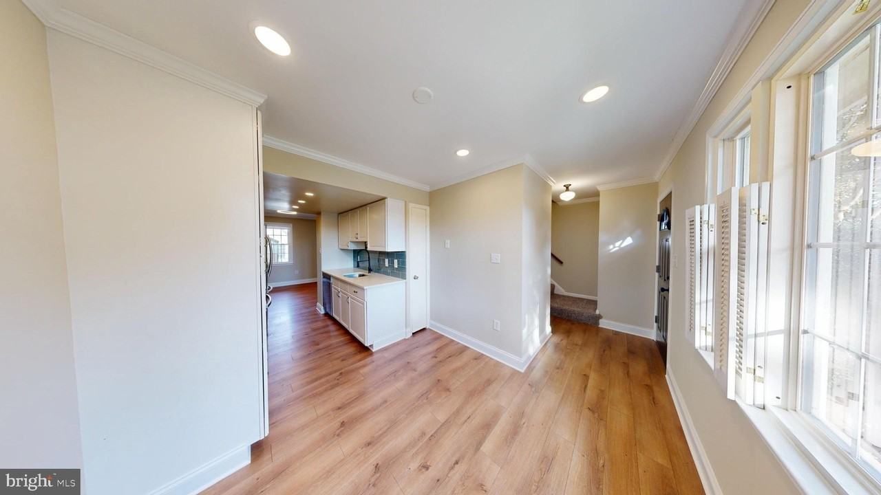 8 Big Acre Sq #22-4 - Photo 7 of 20