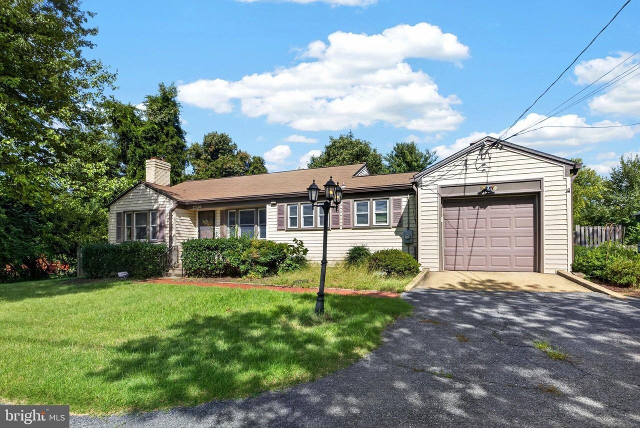 2326 Fairland Rd - Photo 2 of 48