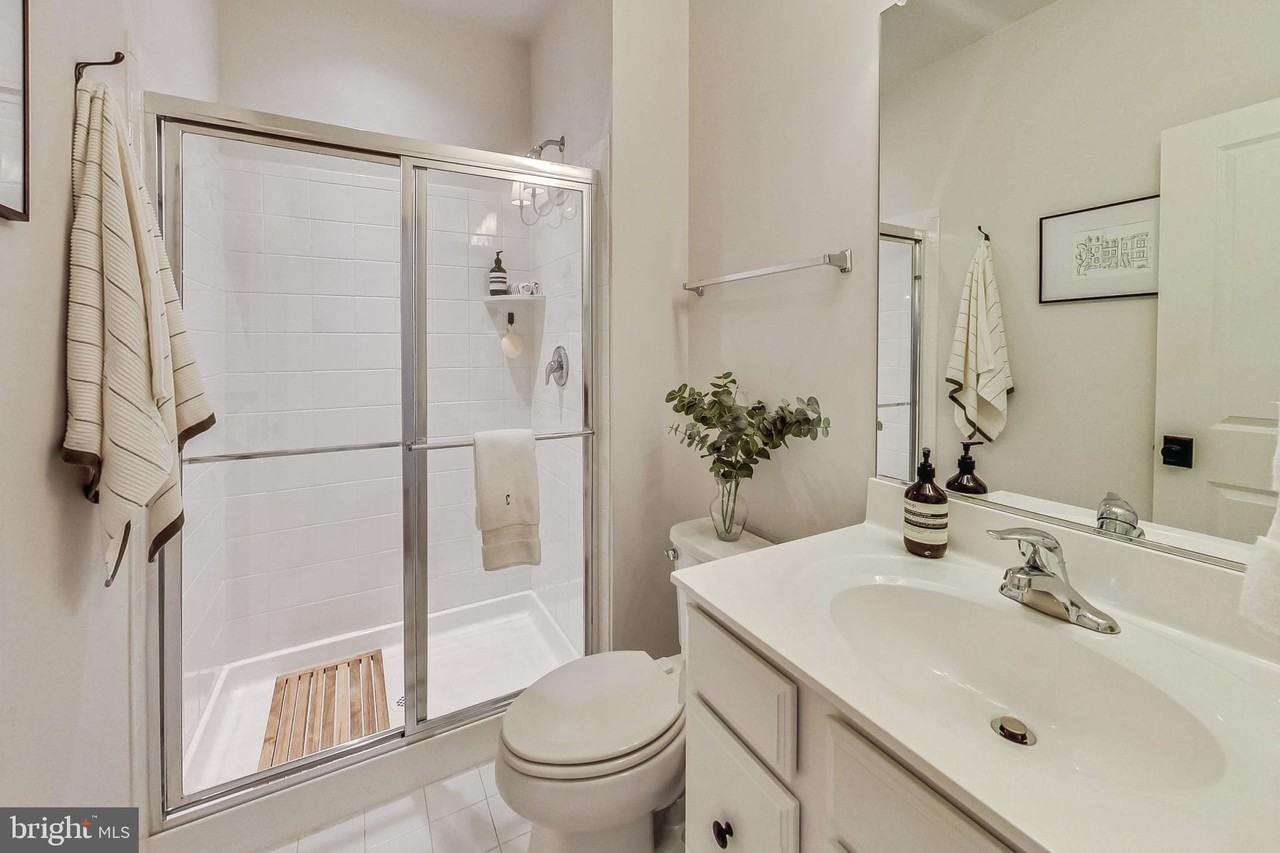509 Triggerfish Dr - Photo 4 of 32