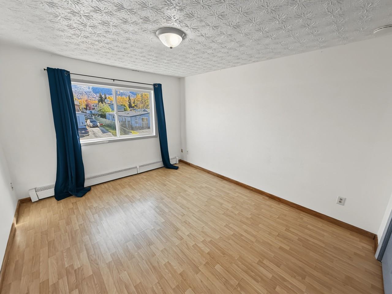 1300 Valley St #1 - Photo 6 of 10