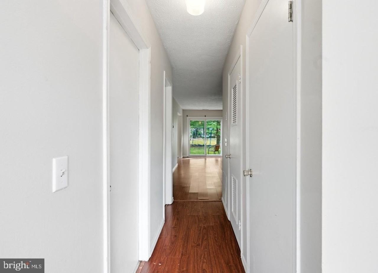 7 Peppercorn Dr - Photo 4 of 33