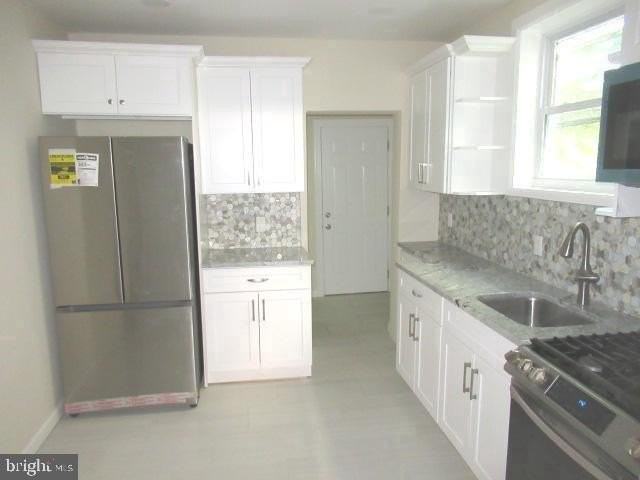 724 Spruce St - Photo 7 of 19
