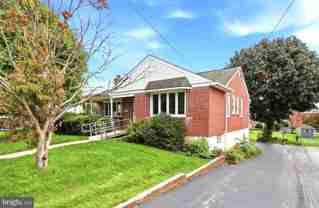 21 Davis Ave - Photo 1 of 1