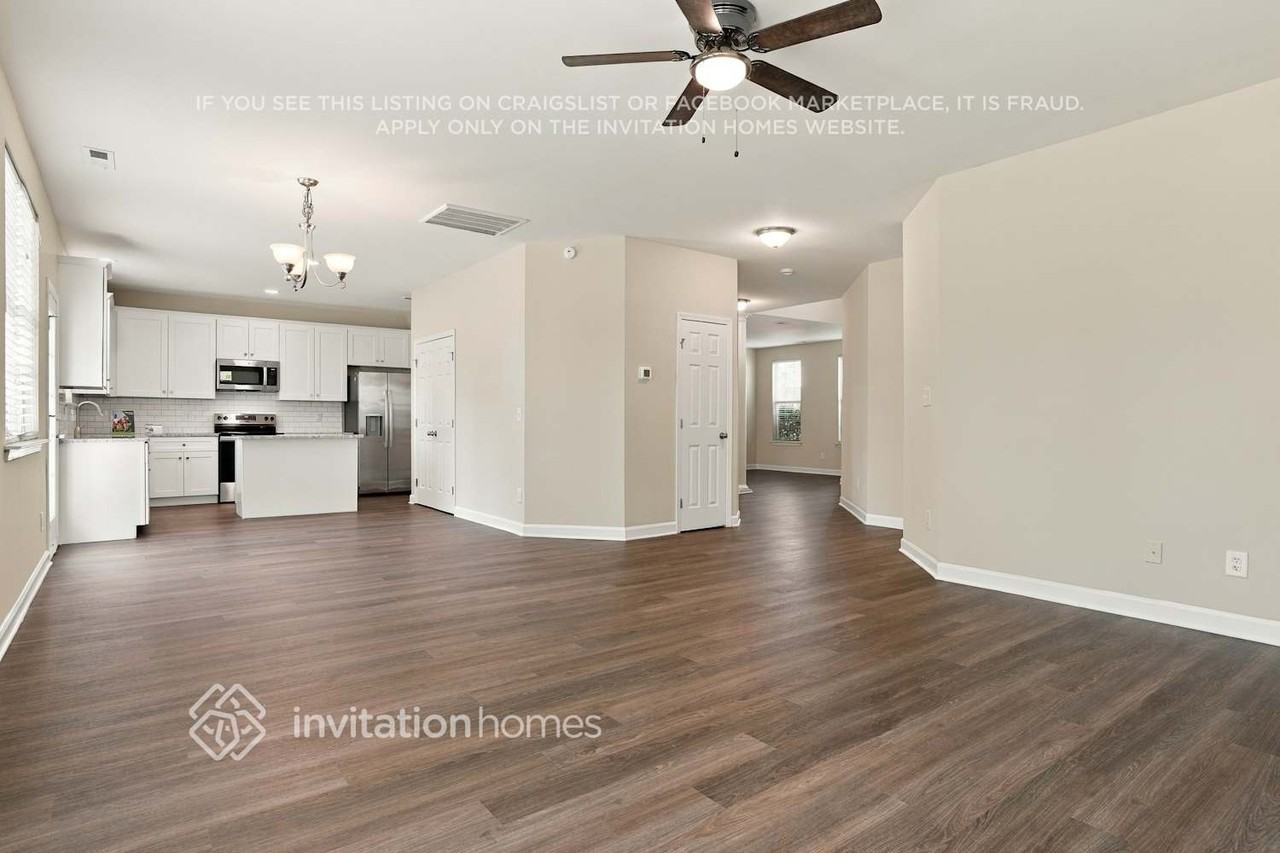 20 W Smoketree Ct - Photo 5 of 18