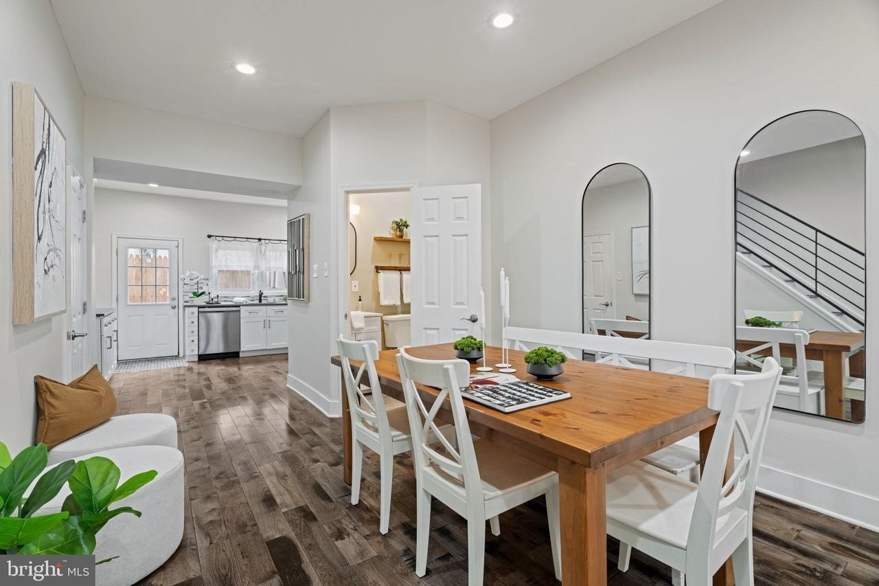 1331 N Newkirk St - Photo 6 of 33